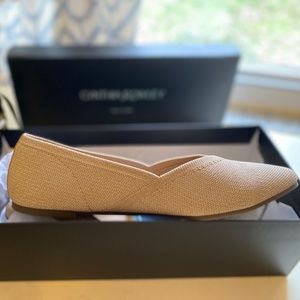 Womens comfort flats